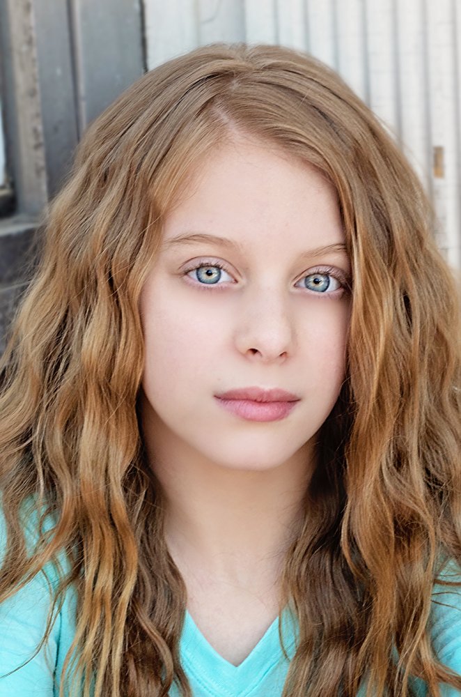 Bella Moore