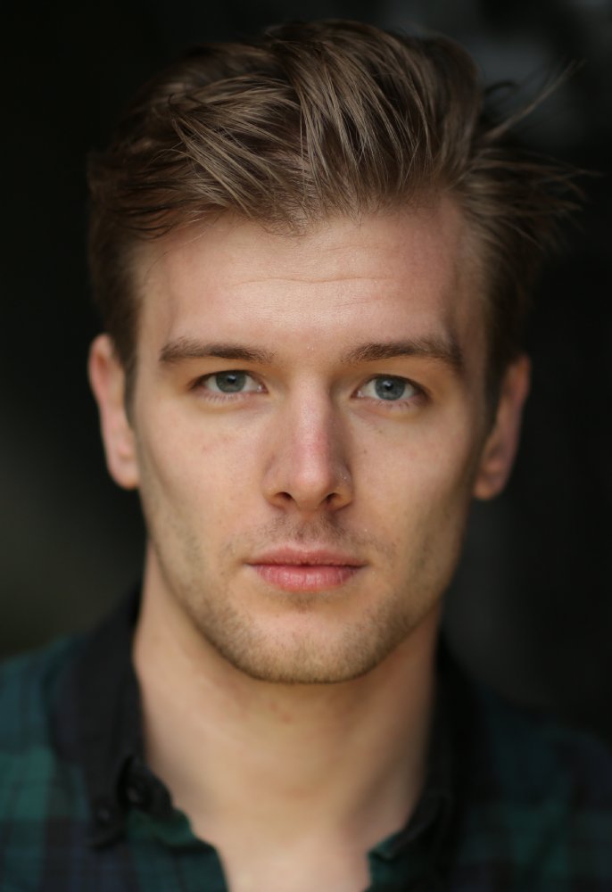 Oliver Mott