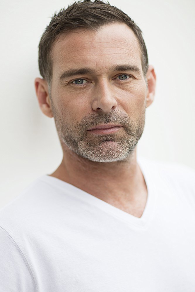 Stephen Carracher