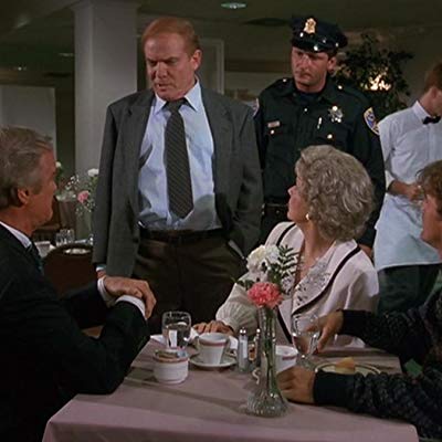 Lt. Catalano, Alan Forsythe, Grover Barth, Leo Kowalski, Lt. Perry Catalano, Sheriff Tugman, Sid Sharkey