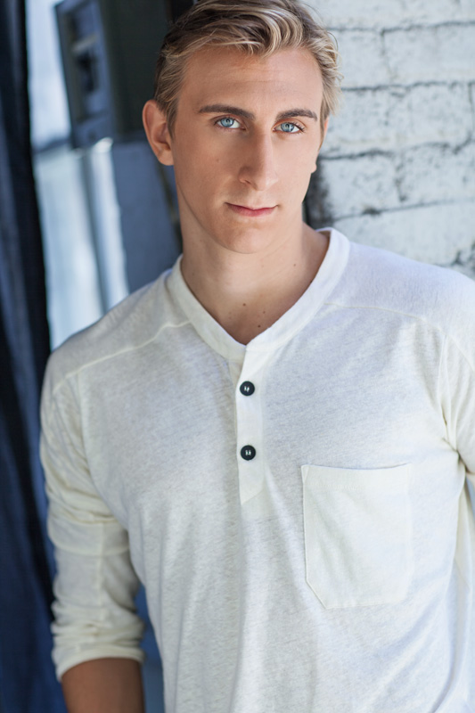 Aidan Kahn