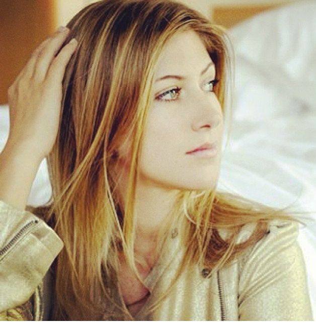 Amanda Sthers
