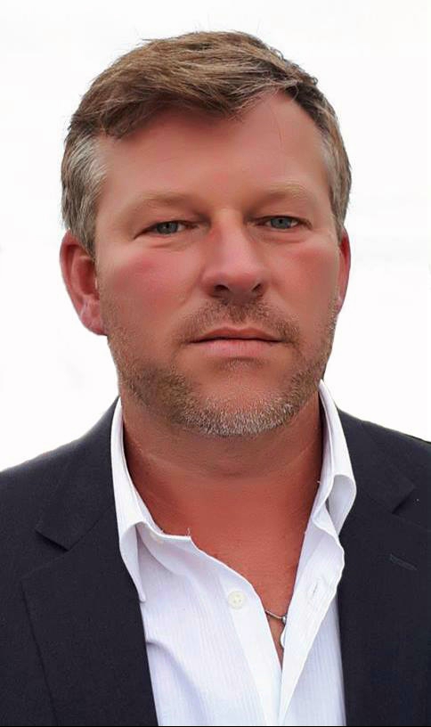 Chris Renaud