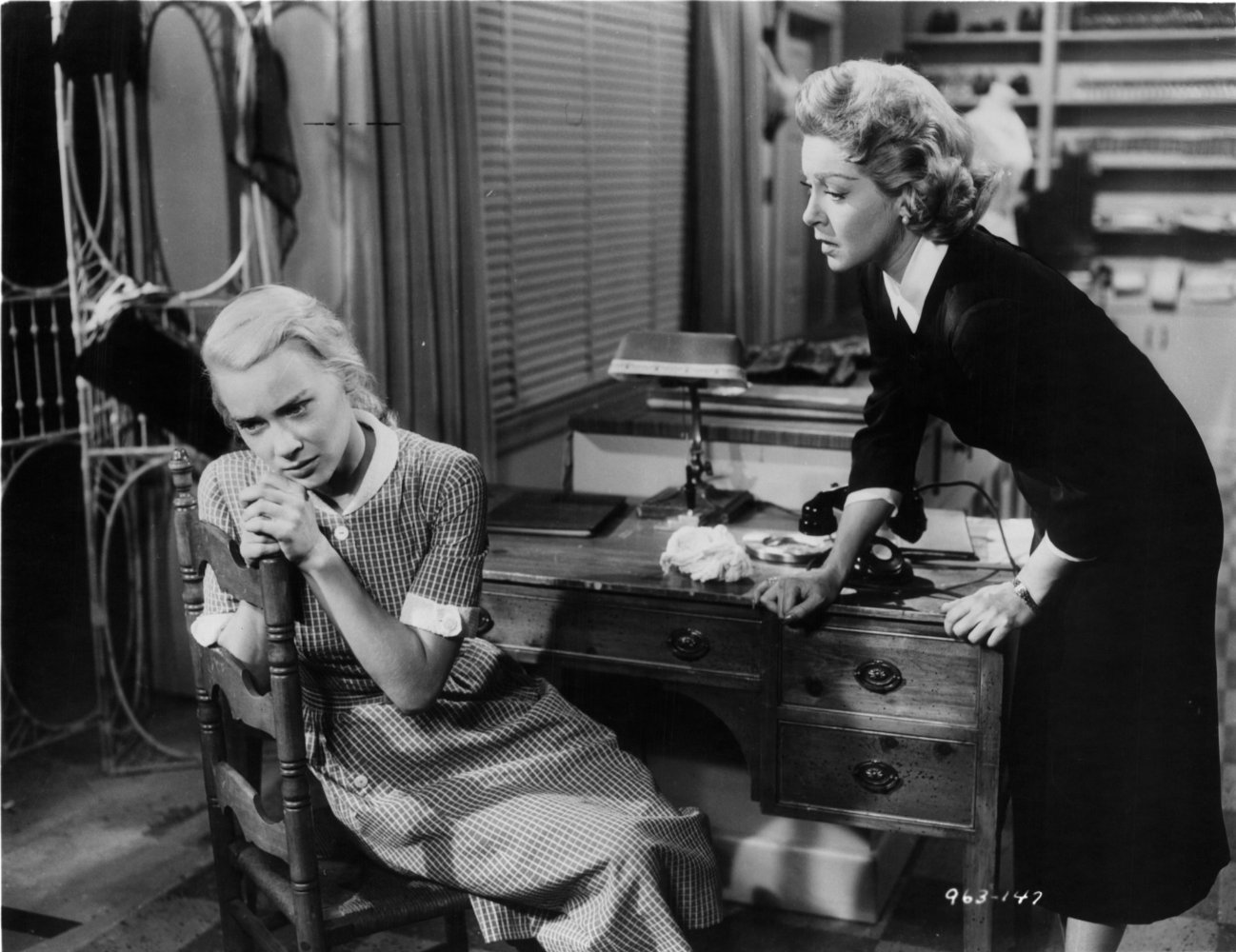 Hope Lange