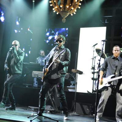 Themselves - Musical Guest