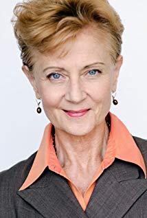 Mona Lee Wylde