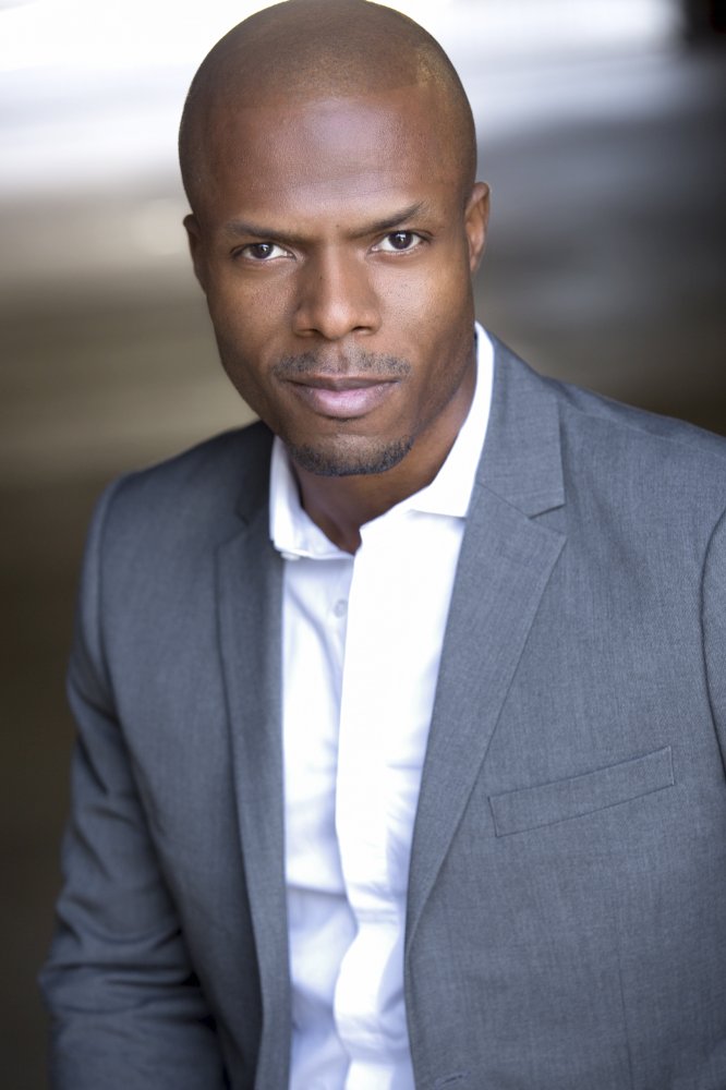 Deji LaRay
