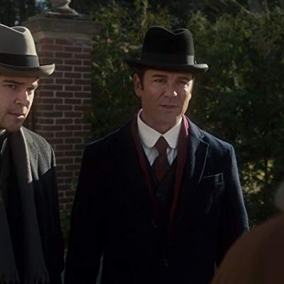 Detective Llewellyn Watts, Detective Watts