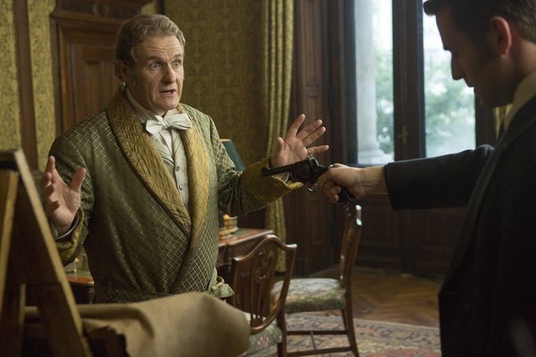 Robert Bathurst