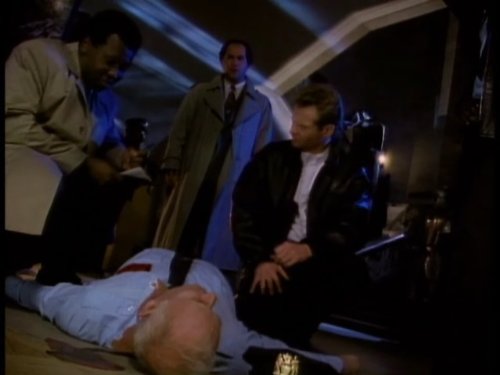 John Kapelos
