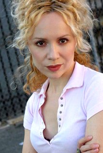 Nina Bell