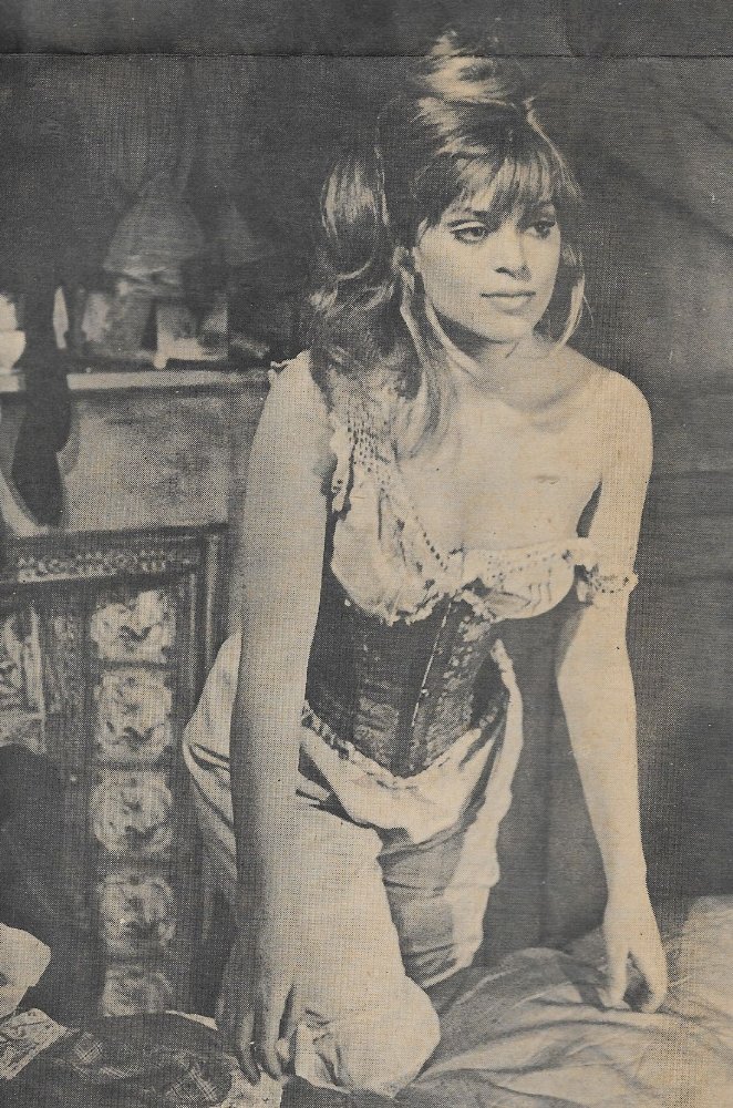 Edina Ronay