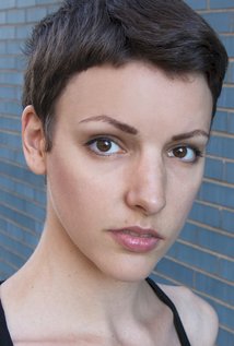 Aline Mayne
