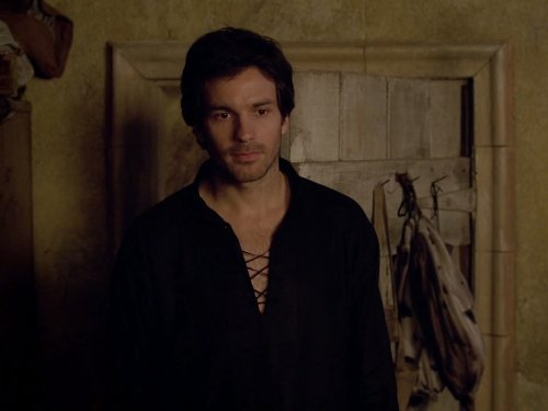 Santiago Cabrera
