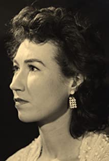 Sally Travers